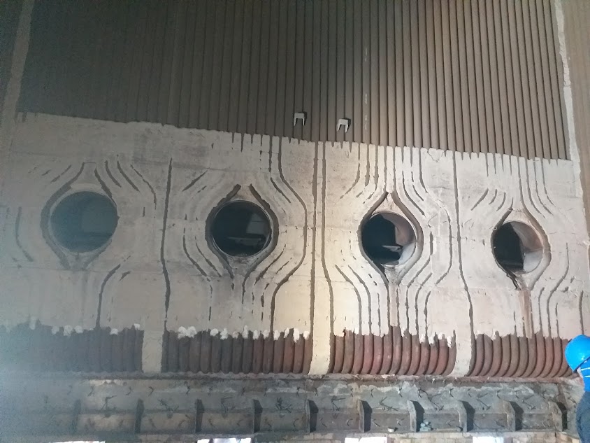 THOMAZ CONSTRUÇÕES